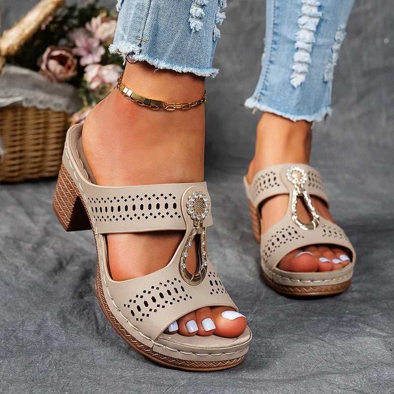 Stacy – Chic Orthopedic Sandals for Stylish Comfort